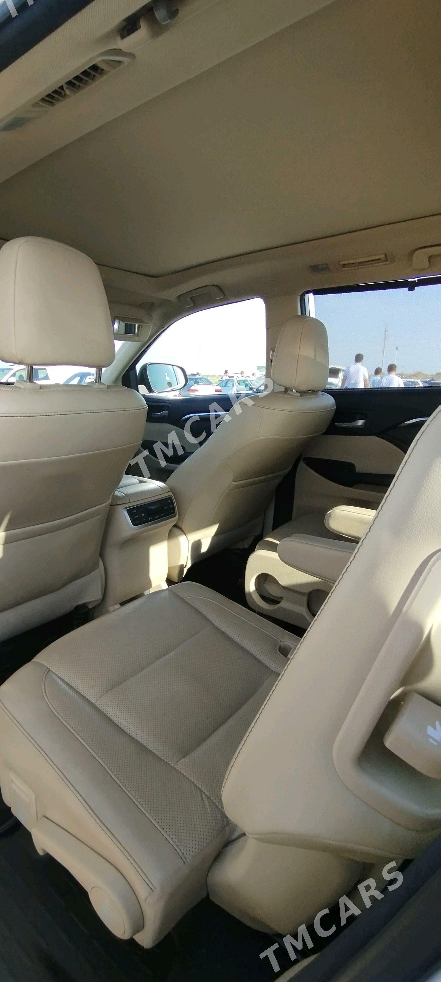Toyota Highlander 2015 - 420 000 TMT - Ашхабад - img 10