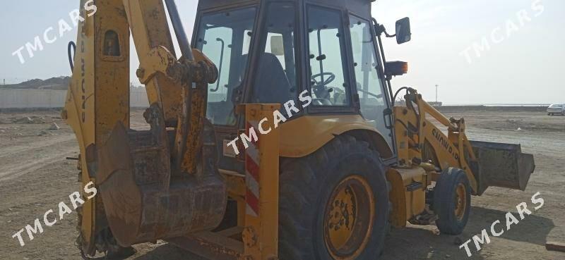JCB 3CX Compact 2013 - 200 000 TMT - Magtymguly - img 4