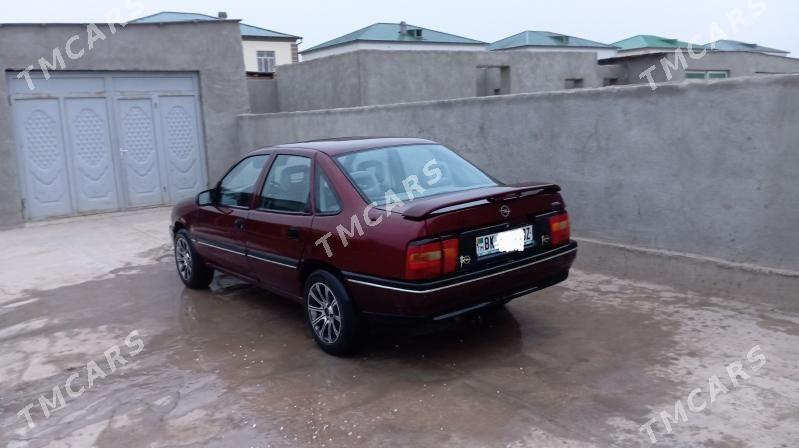 Opel Vectra 1990 - 24 000 TMT - Дашогуз - img 4