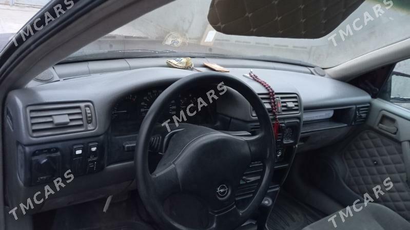 Opel Vectra 1990 - 24 000 TMT - Daşoguz - img 5