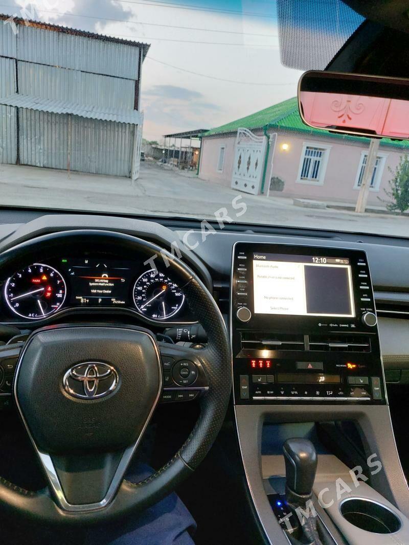 Toyota Avalon 2018 - 450 000 TMT - Анев - img 10