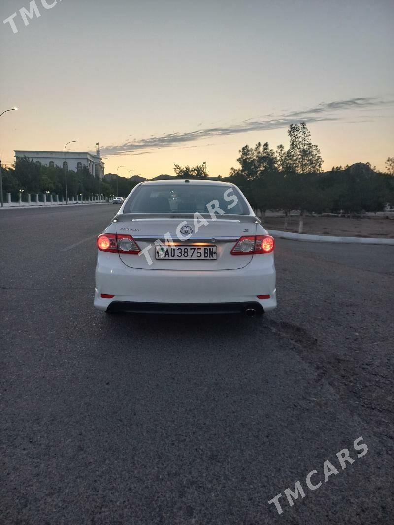 Toyota Corolla 2011 - 160 000 TMT - Туркменбаши - img 2