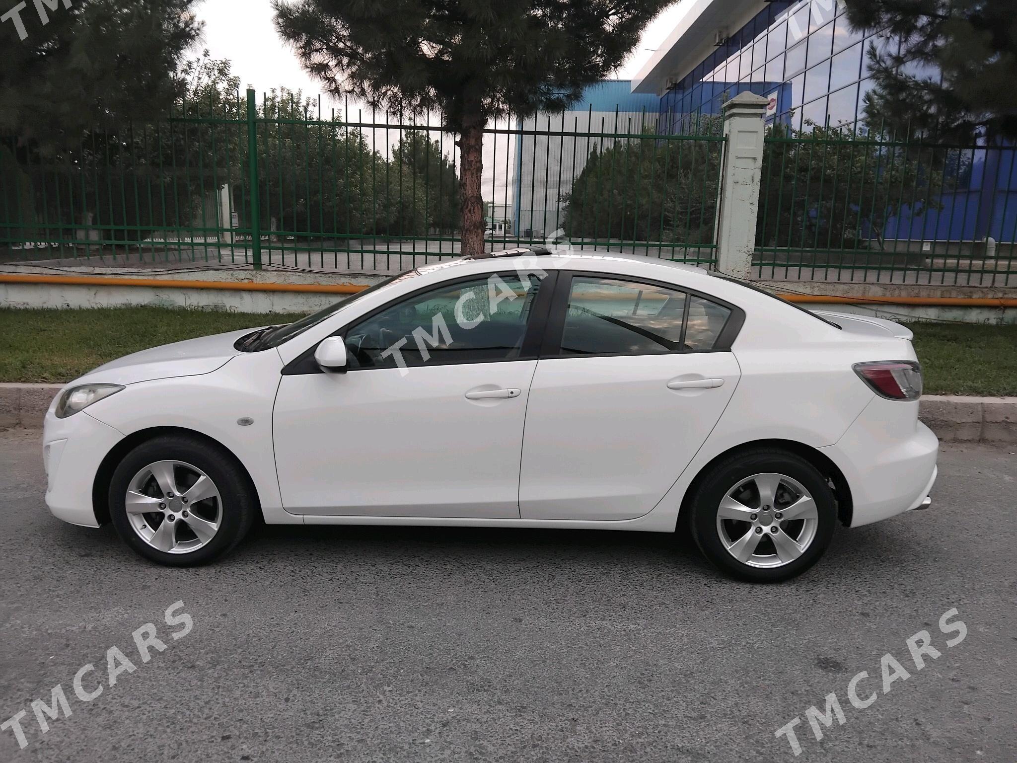 Mazda Mazda3 2010 - 115 000 TMT - Бузмеин - img 3