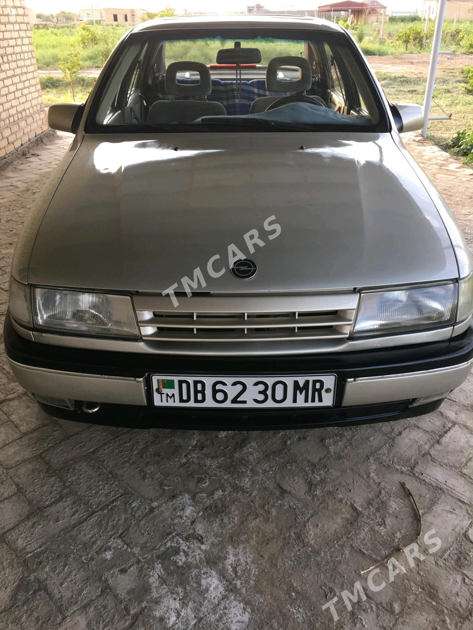 Opel Vectra 1990 - 39 000 TMT - Байрамали - img 2