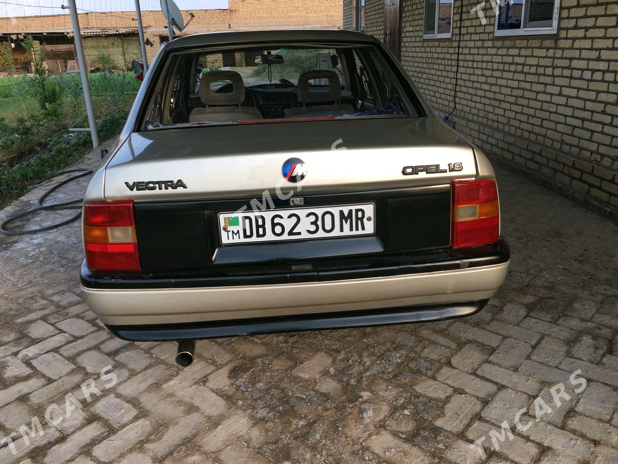 Opel Vectra 1990 - 39 000 TMT - Байрамали - img 6