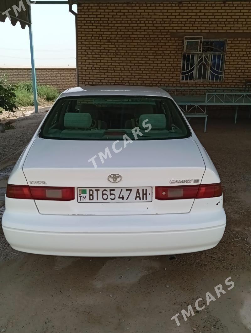 Toyota Camry 1997 - 95 000 TMT - Бабадайхан - img 7