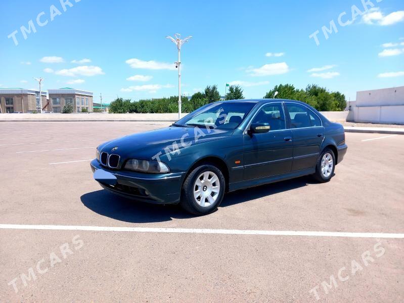 BMW E39 2000 - 90 000 TMT - Дашогуз - img 6