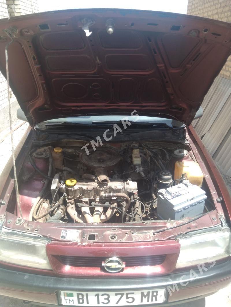 Opel Vectra 1991 - 26 000 TMT - Wekilbazar - img 3