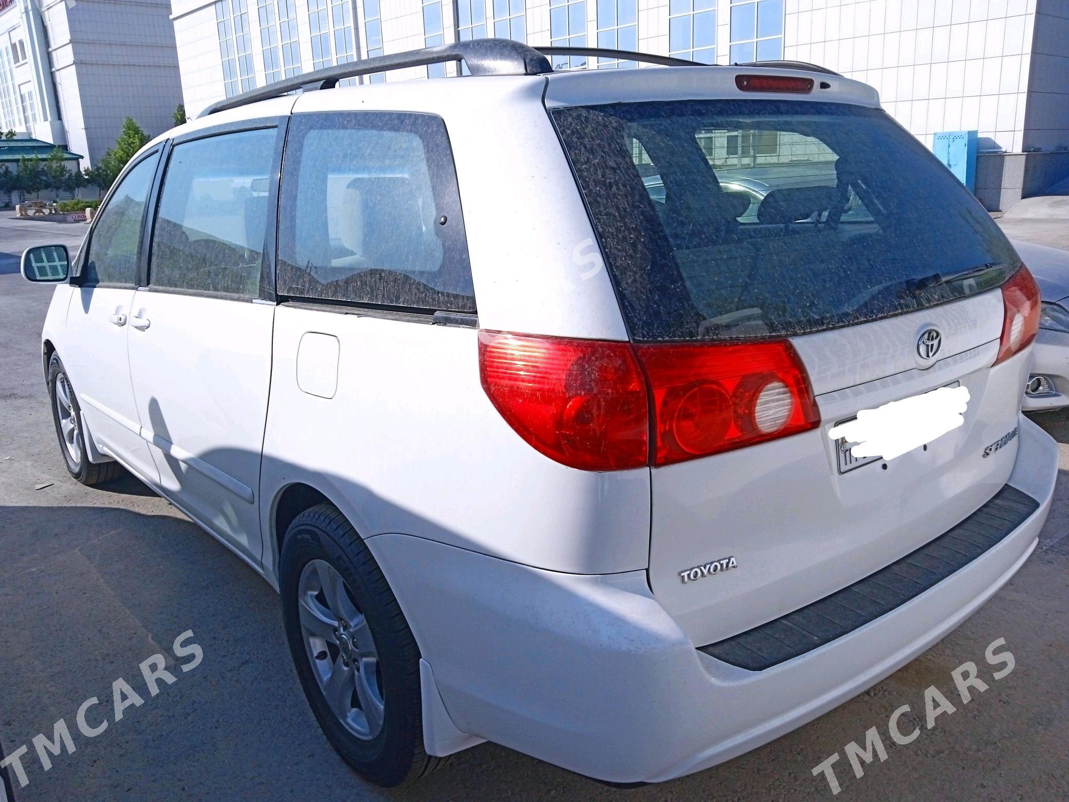 Toyota Sienna 2010 - 195 000 TMT - Ашхабад - img 3