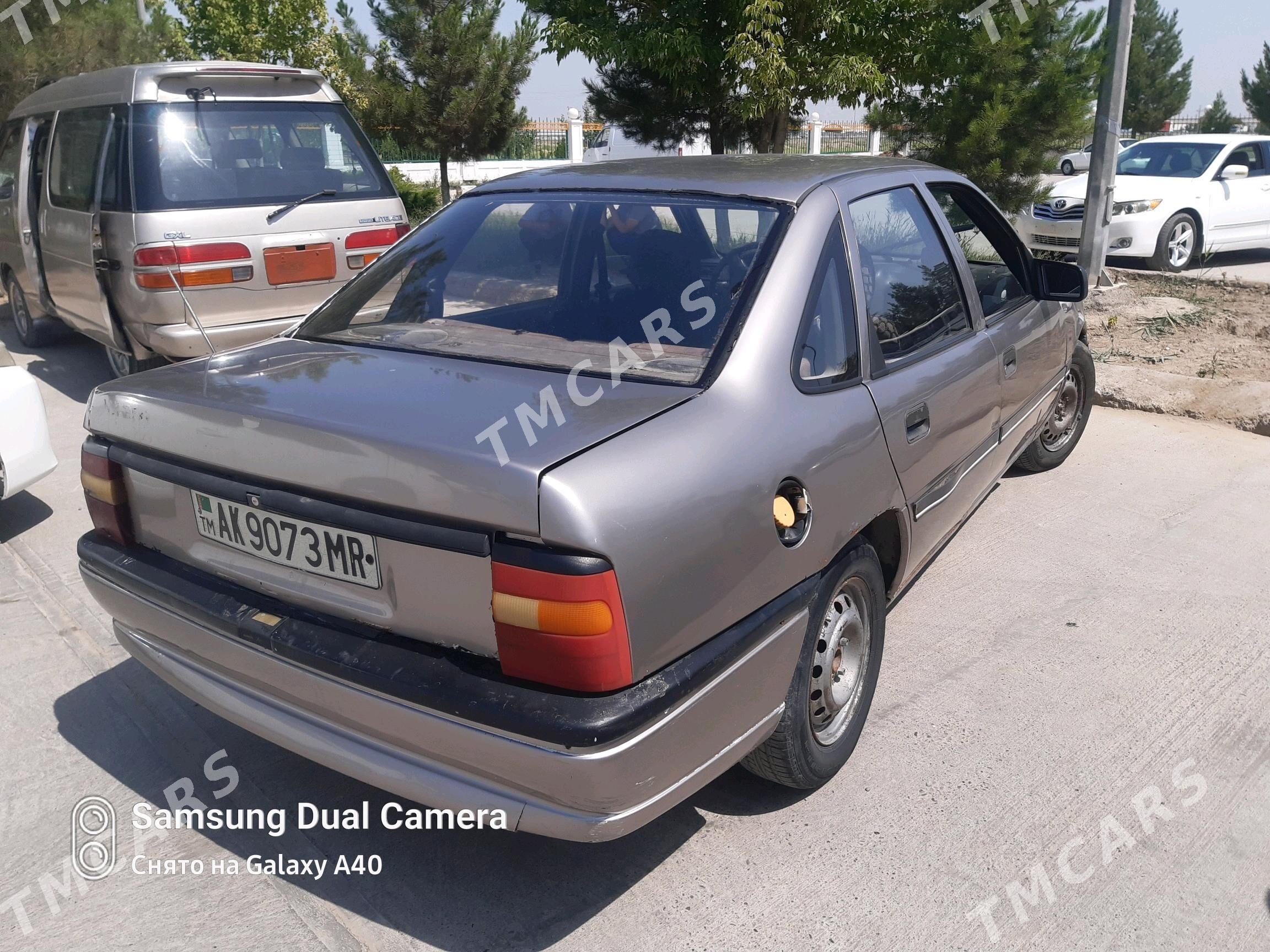 Opel Vectra 1990 - 19 000 TMT - Mary - img 2