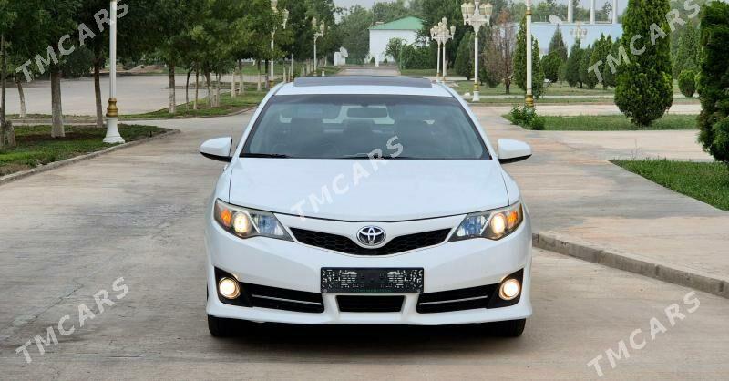 Toyota Camry 2012 - 195 000 TMT - Дашогуз - img 3