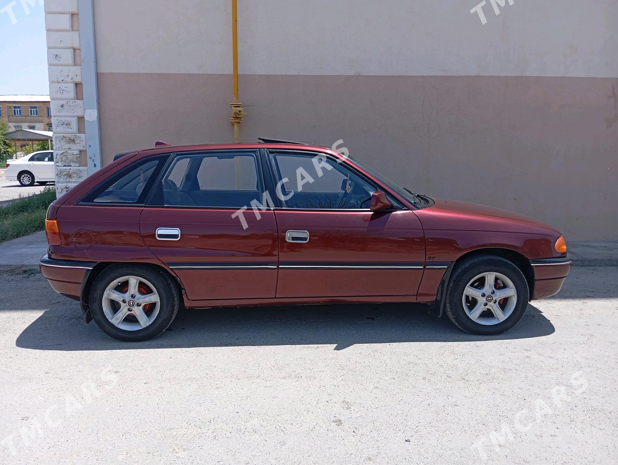 Opel Astra 1992 - 38 000 TMT - Мары - img 4