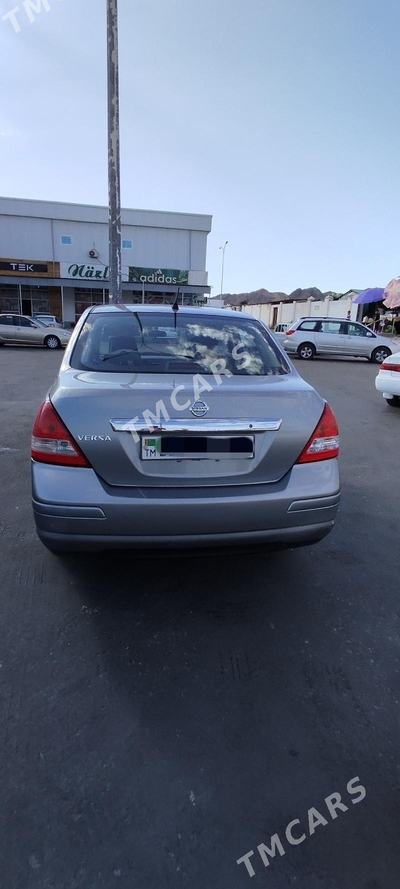 Nissan Versa 2010 - 90 000 TMT - Туркменбаши - img 2