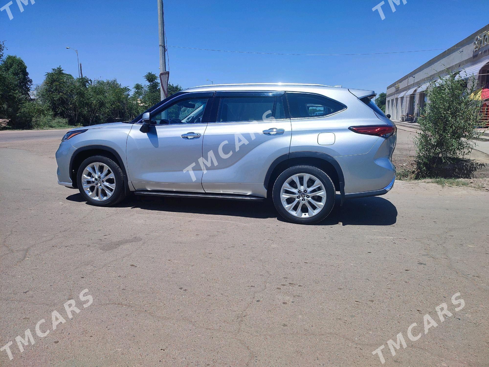 Toyota Highlander 2020 - 550 000 TMT - Дашогуз - img 4