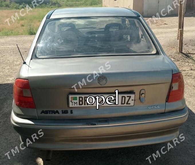 Opel Astra 1992 - 38 000 TMT - Губадаг - img 3