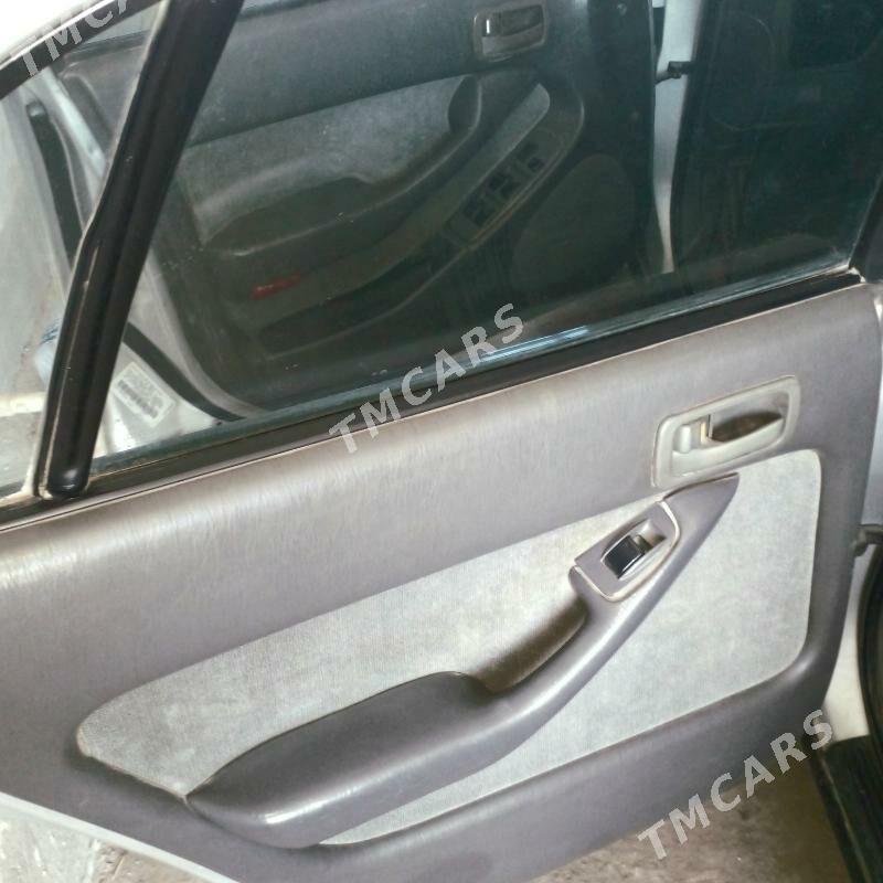 Toyota Camry 1994 - 73 000 TMT - Дянев - img 6