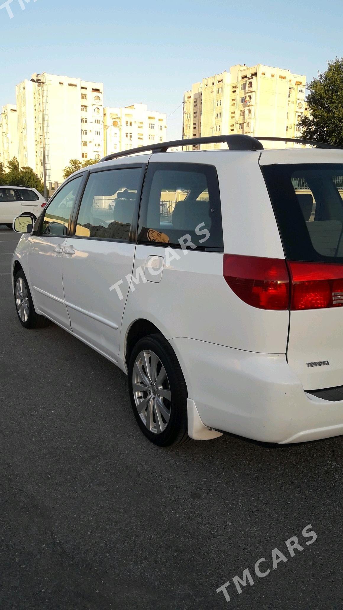 Toyota Sienna 2003 - 150 000 TMT - Мир 1 - img 5