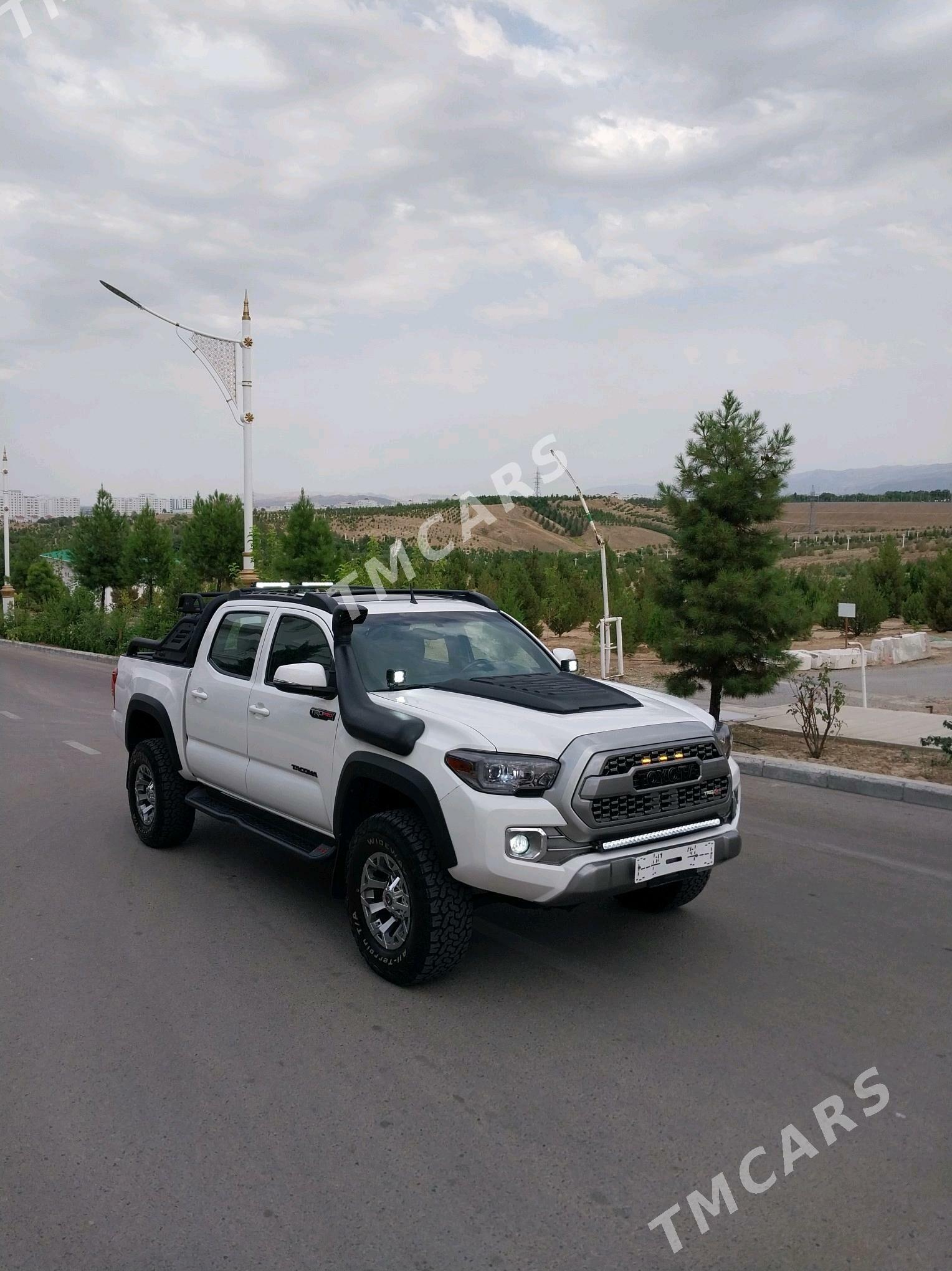 Toyota Tacoma 2017 - 500 000 TMT - Aşgabat - img 2