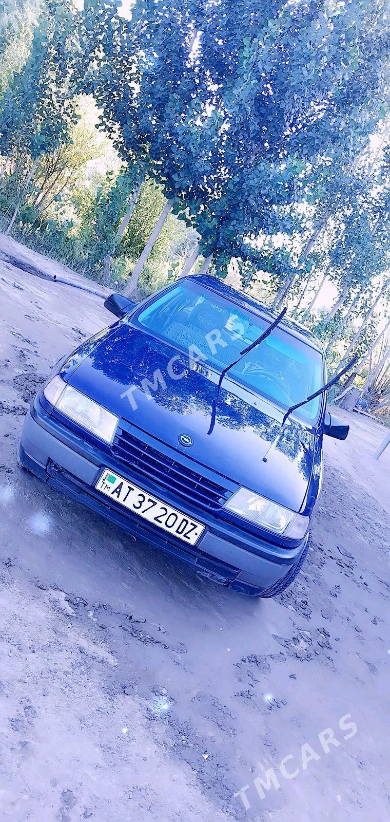 Opel Vectra 1992 - 39 000 TMT - Gubadag - img 3