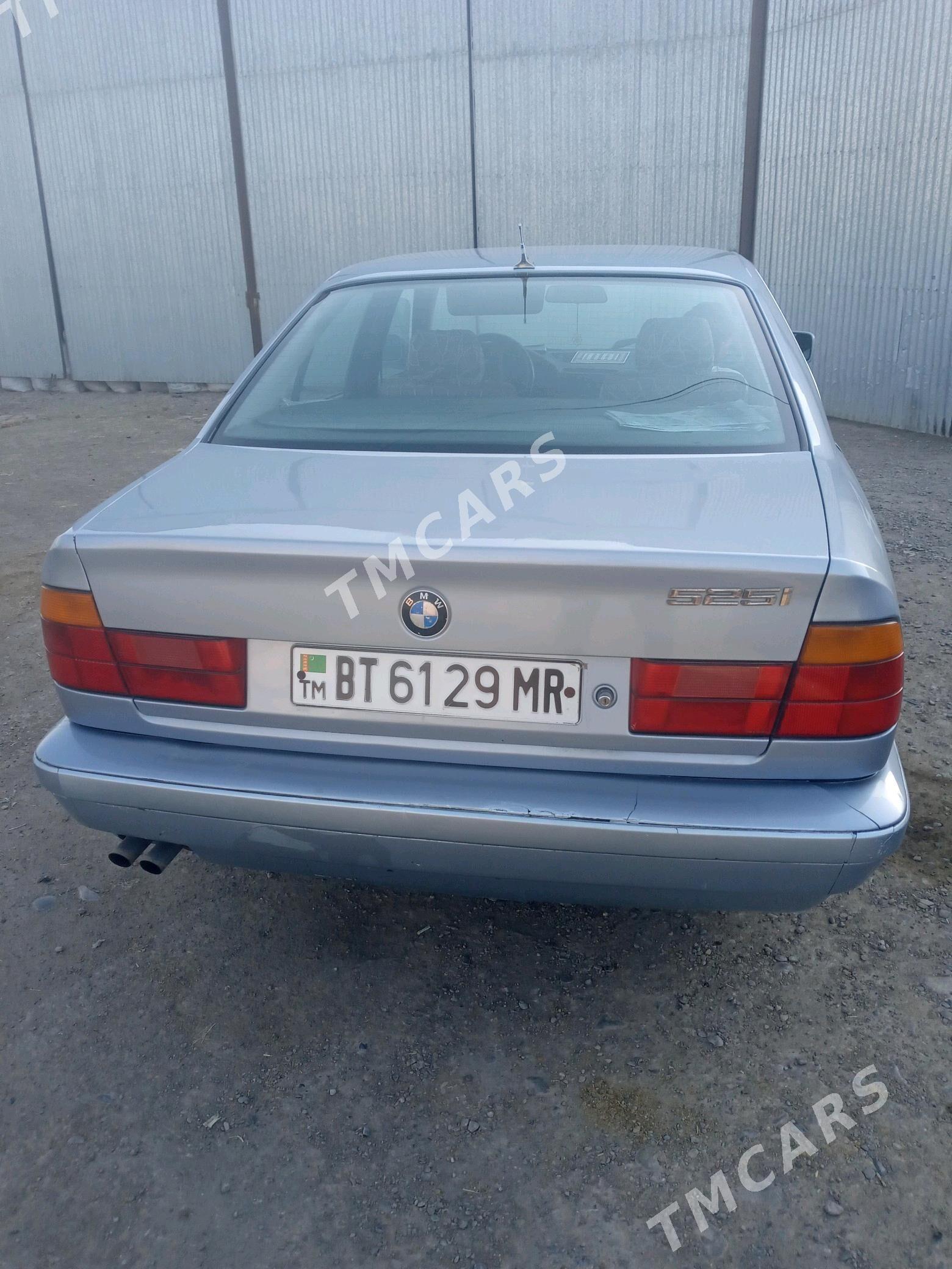 BMW 525 1990 - 40 000 TMT - Мары - img 4