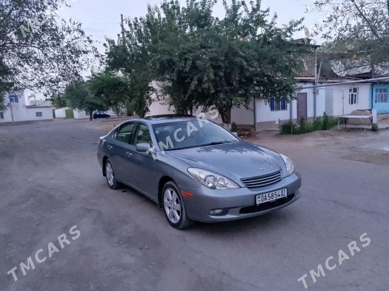 Lexus ES 300 2003 - 150 000 TMT - Дашогуз - img 2