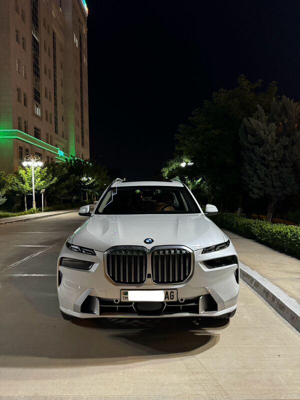 BMW X7 2023 - 2 400 000 TMT - Aşgabat - img 3