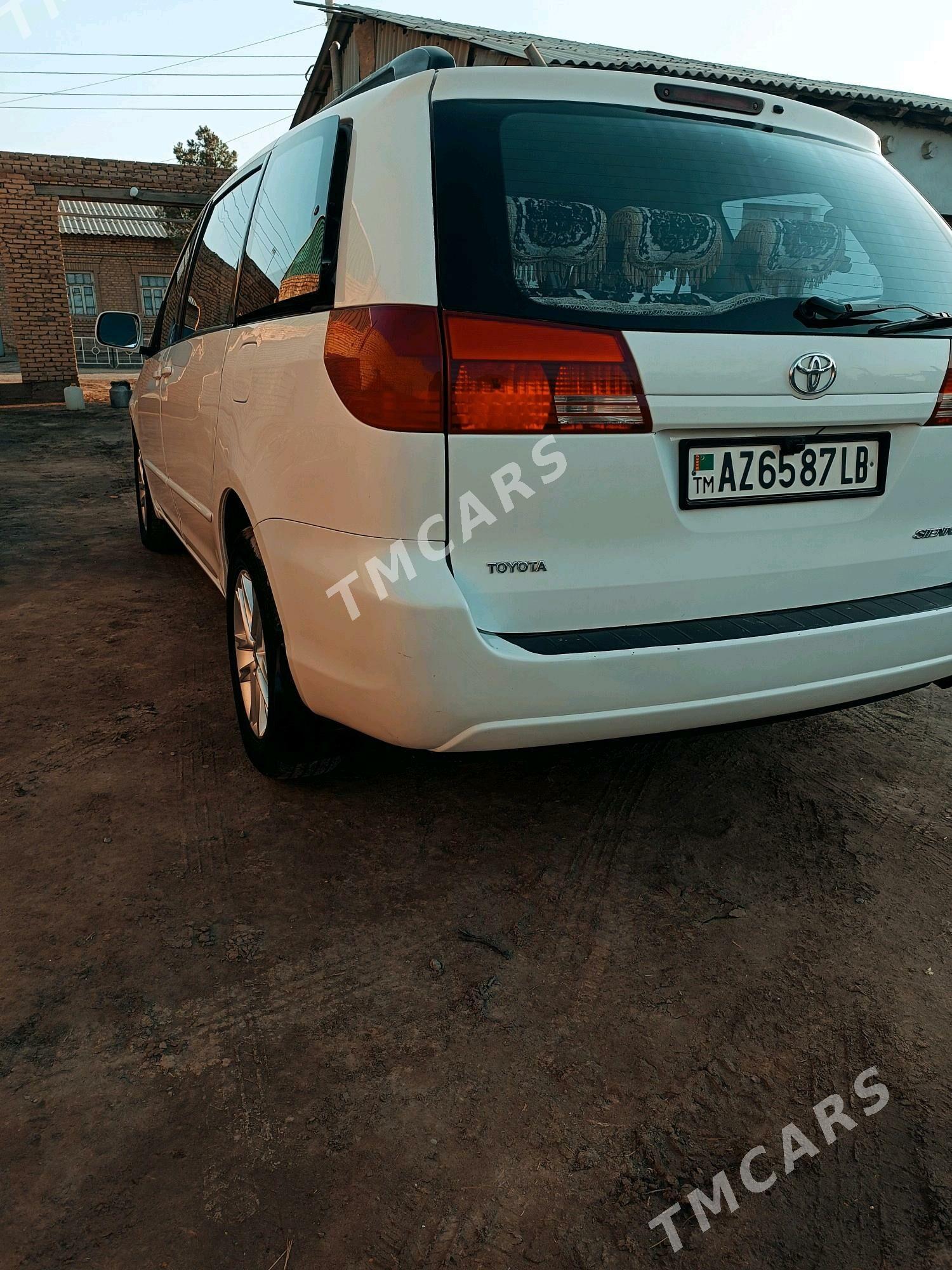 Toyota Sienna 2004 - 180 000 TMT - Dänew - img 5