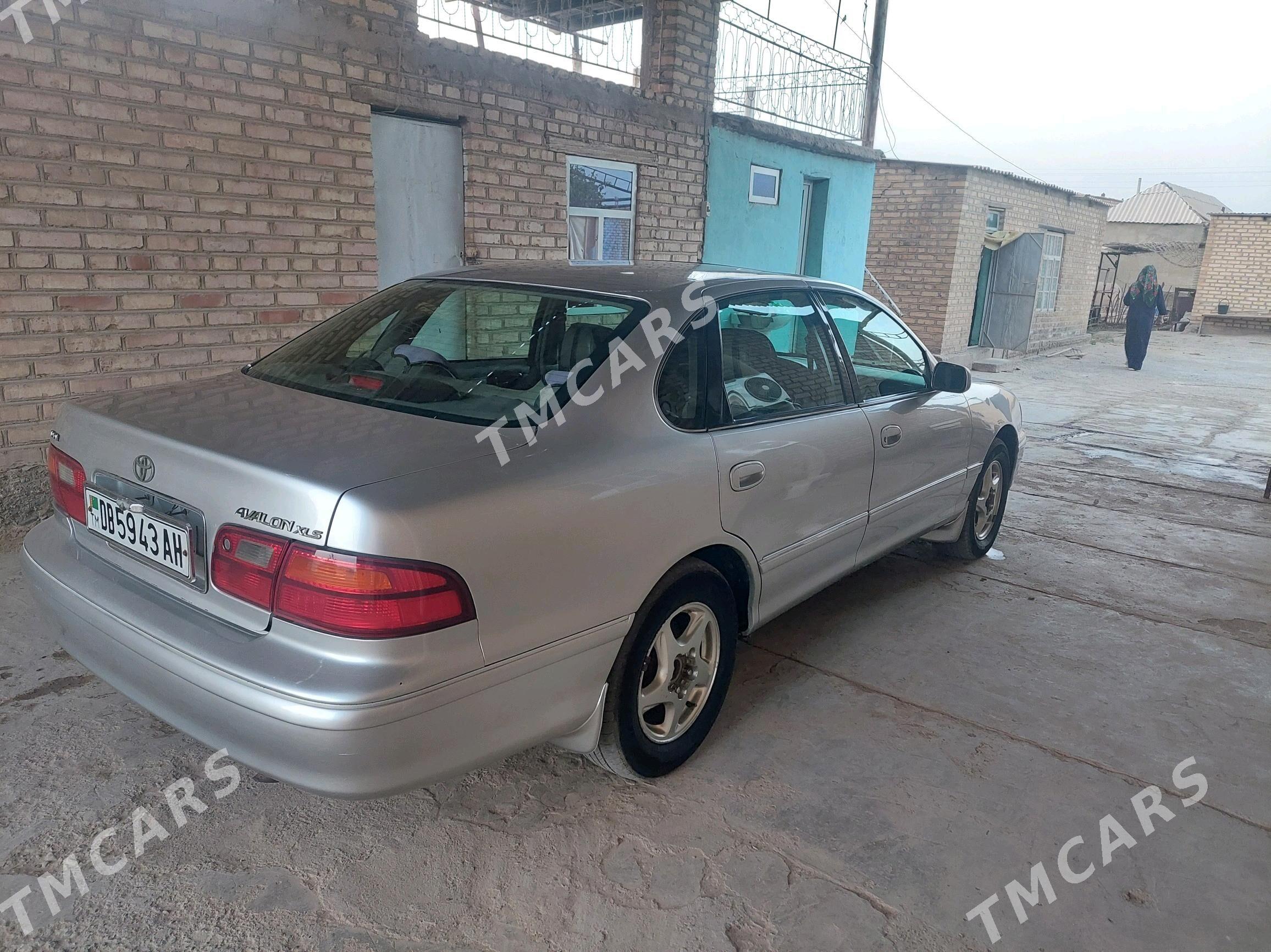 Toyota Avalon 1999 - 112 000 TMT - Серахс - img 3