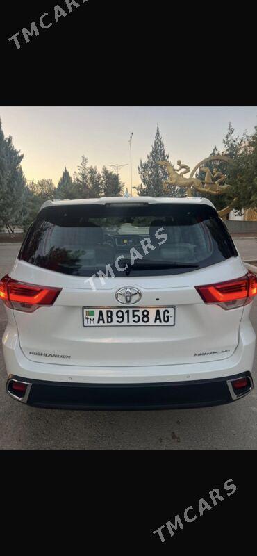 Toyota Highlander 2019 - 604 000 TMT - Aşgabat - img 9