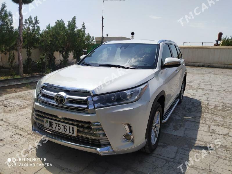 Toyota Highlander 2018 - 390 000 TMT - Туркменабат - img 2