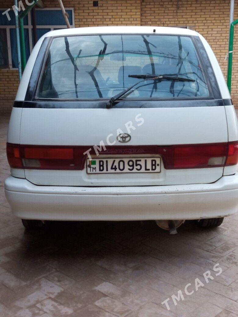 Toyota Previa 1995 - 65 000 TMT - Halaç - img 3