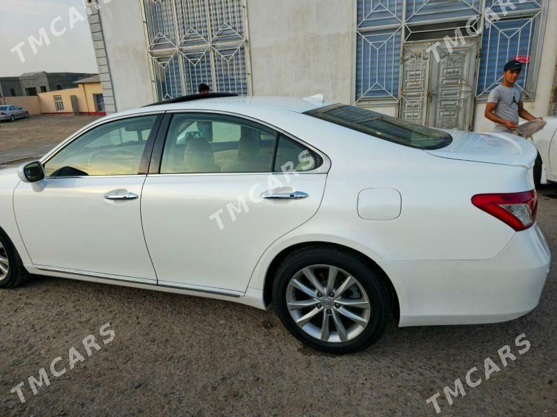 Lexus ES 350 2008 - 180 000 TMT - Мары - img 4