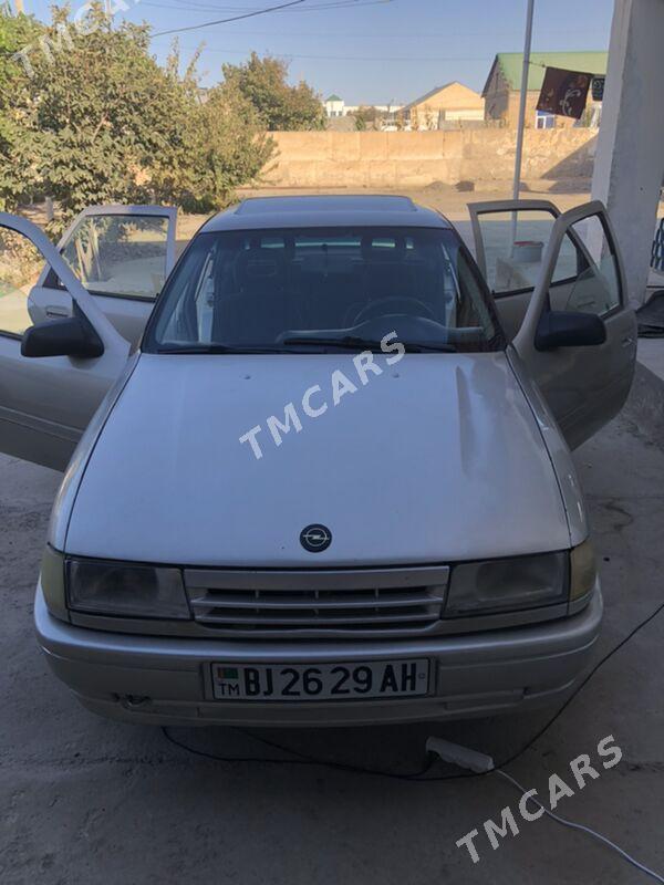 Opel Vectra 1991 - 27 000 TMT - Кака - img 2