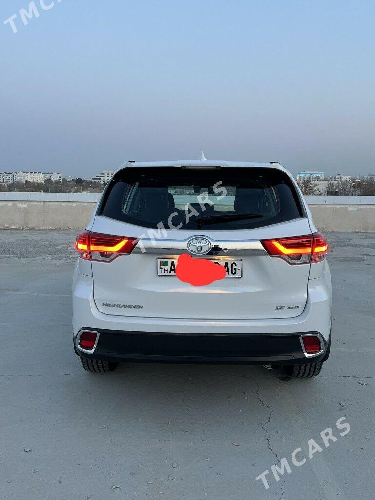 Toyota Highlander 2019 - 420 000 TMT - Aşgabat - img 2