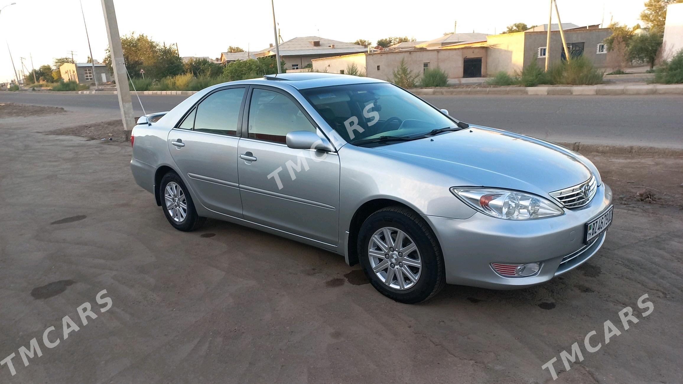 Toyota Camry 2003 - 150 000 TMT - Губадаг - img 2