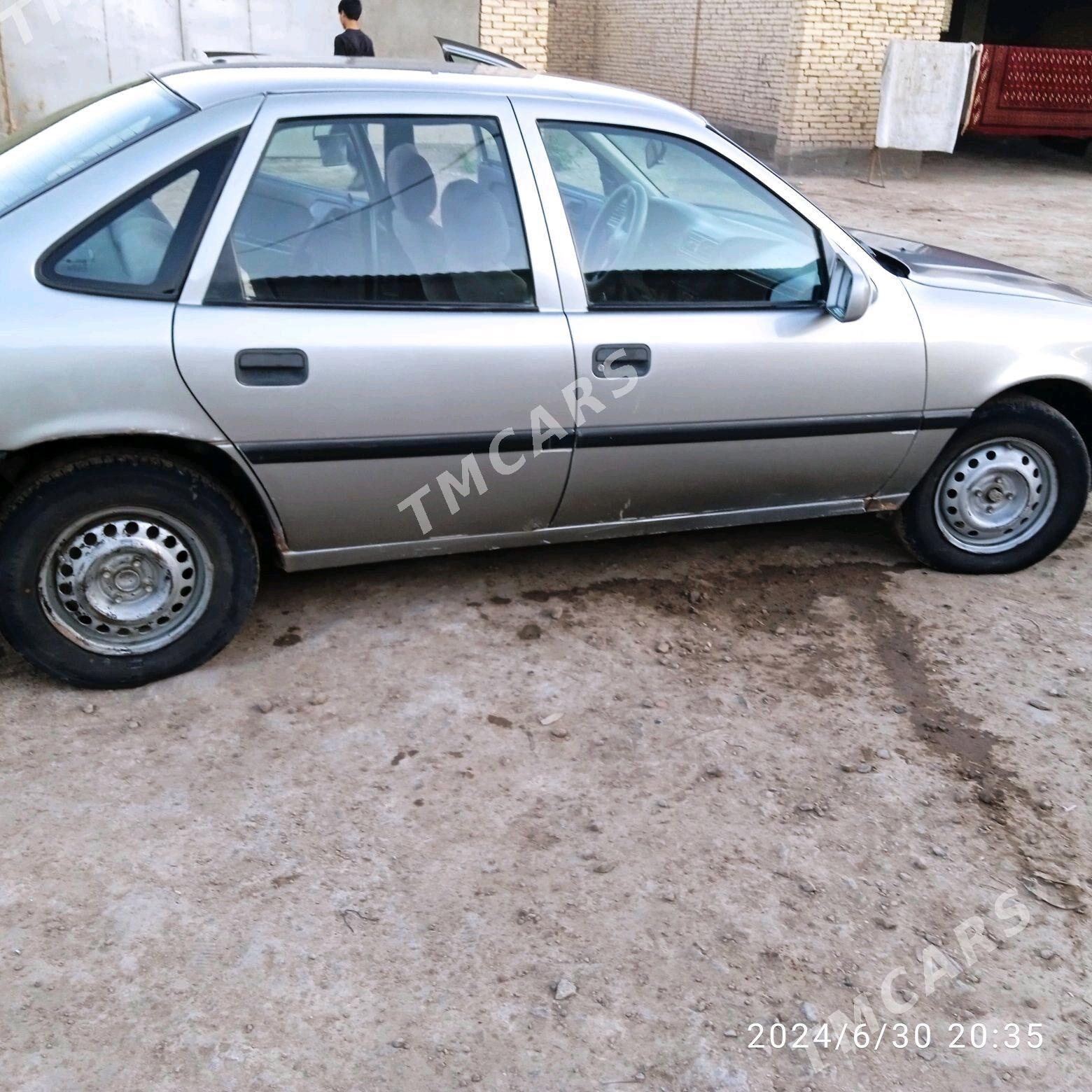Opel Vectra 1995 - 30 000 TMT - Türkmenbaşy etr. - img 3