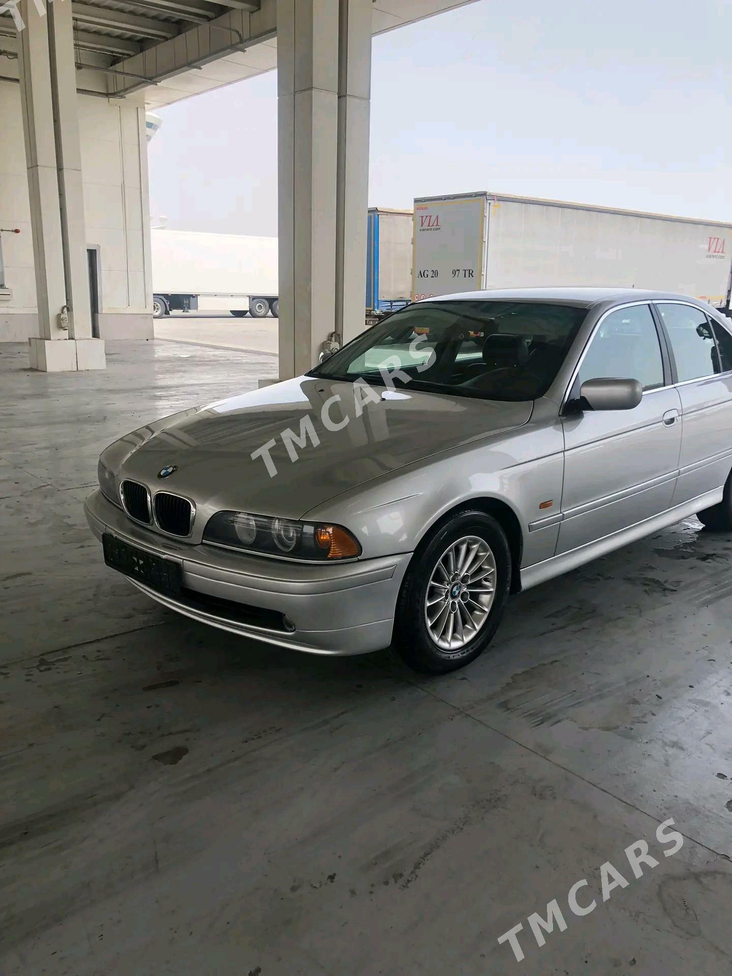 BMW E39 2002 - 110 000 TMT - Türkmenbaşy - img 2