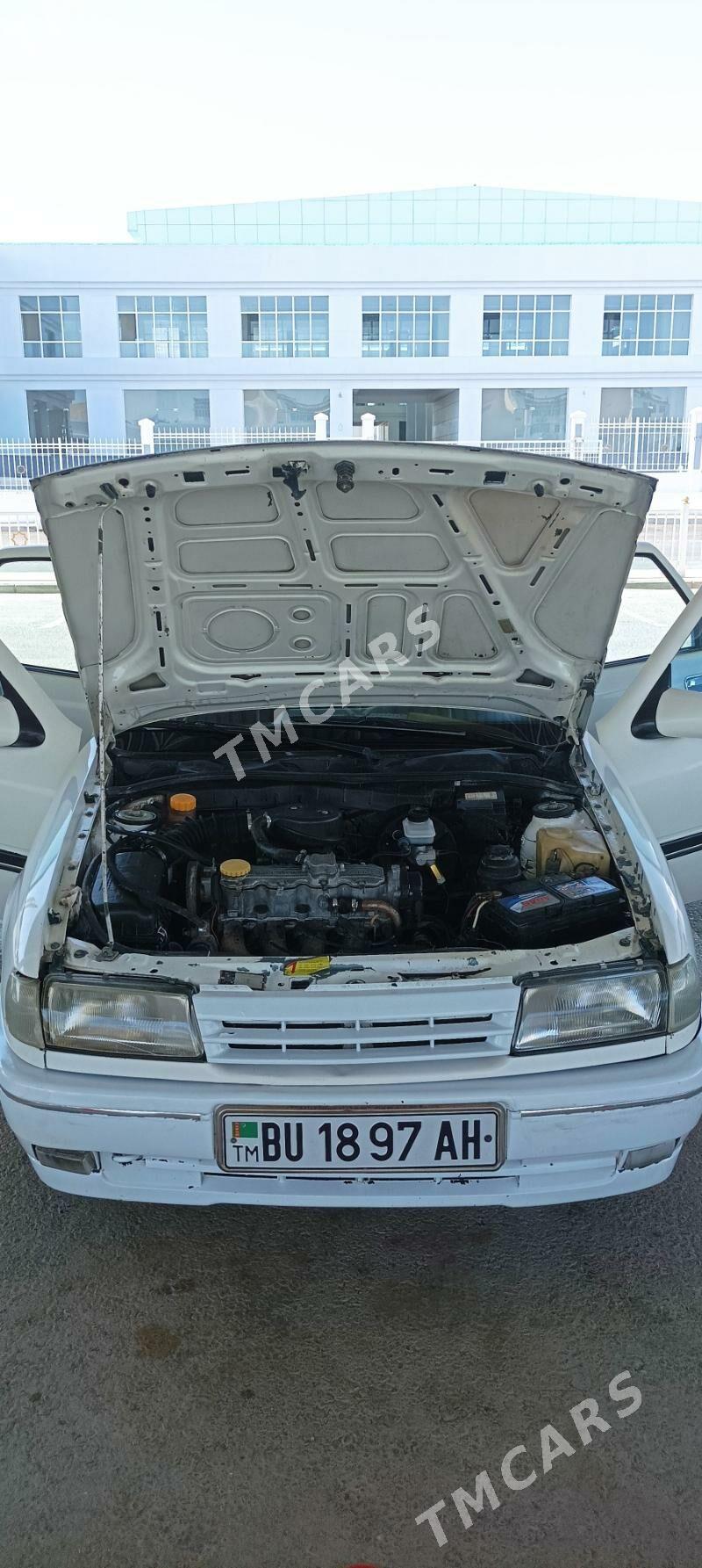 Opel Vectra 1991 - 33 000 TMT - Kaka - img 4