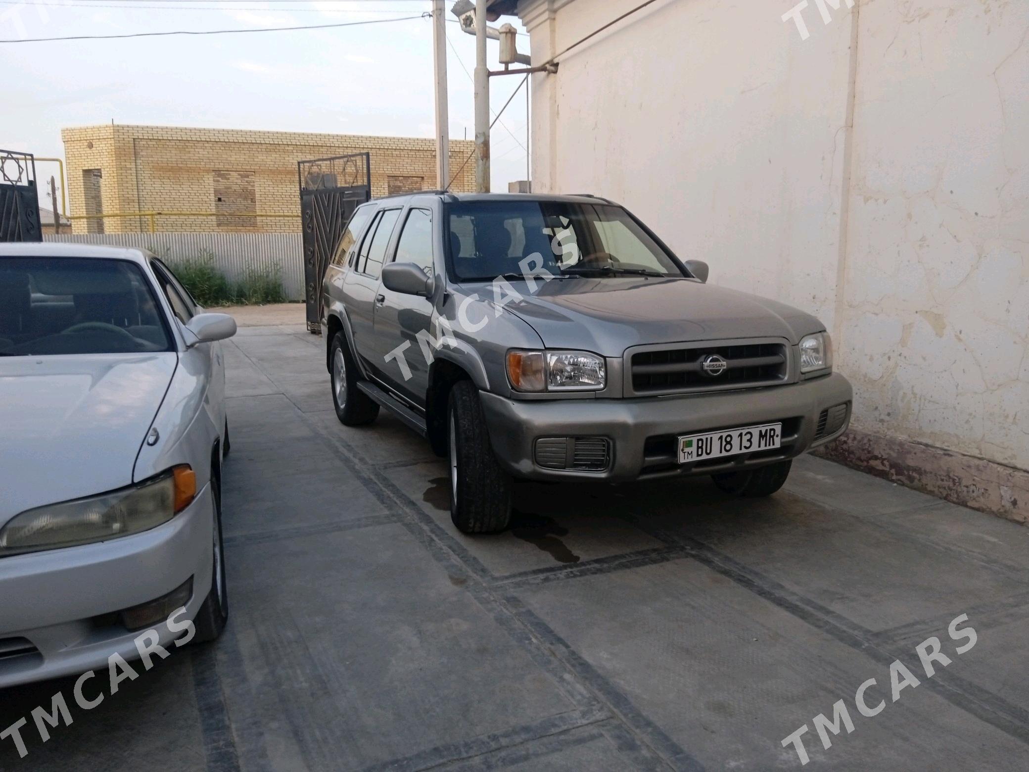 Nissan Pathfinder 2000 - 88 000 TMT - Мары - img 2