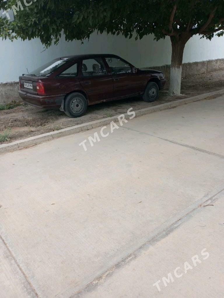 Opel Vectra 1992 - 16 000 TMT - Ак-Бугдайский этрап - img 3