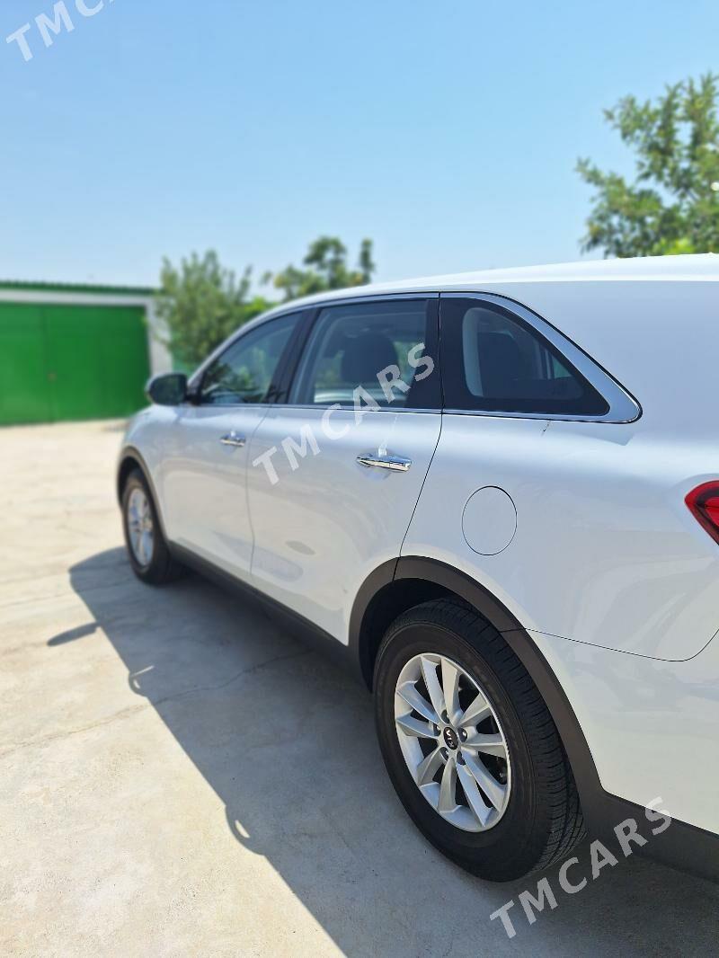 Kia Sorento 2019 - 302 000 TMT - Aşgabat - img 2