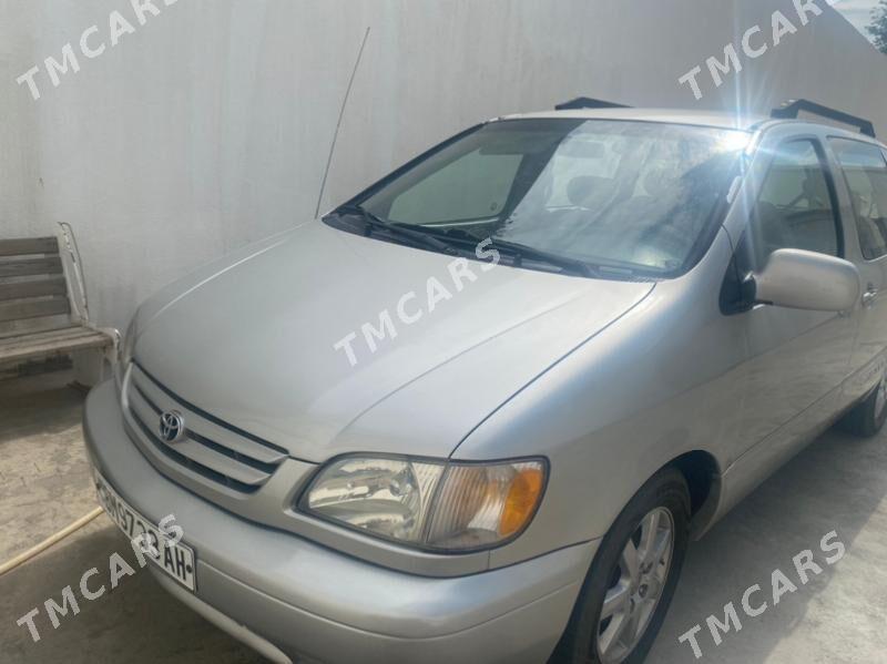 Toyota Sienna 2002 - 130 000 TMT - Анев - img 2