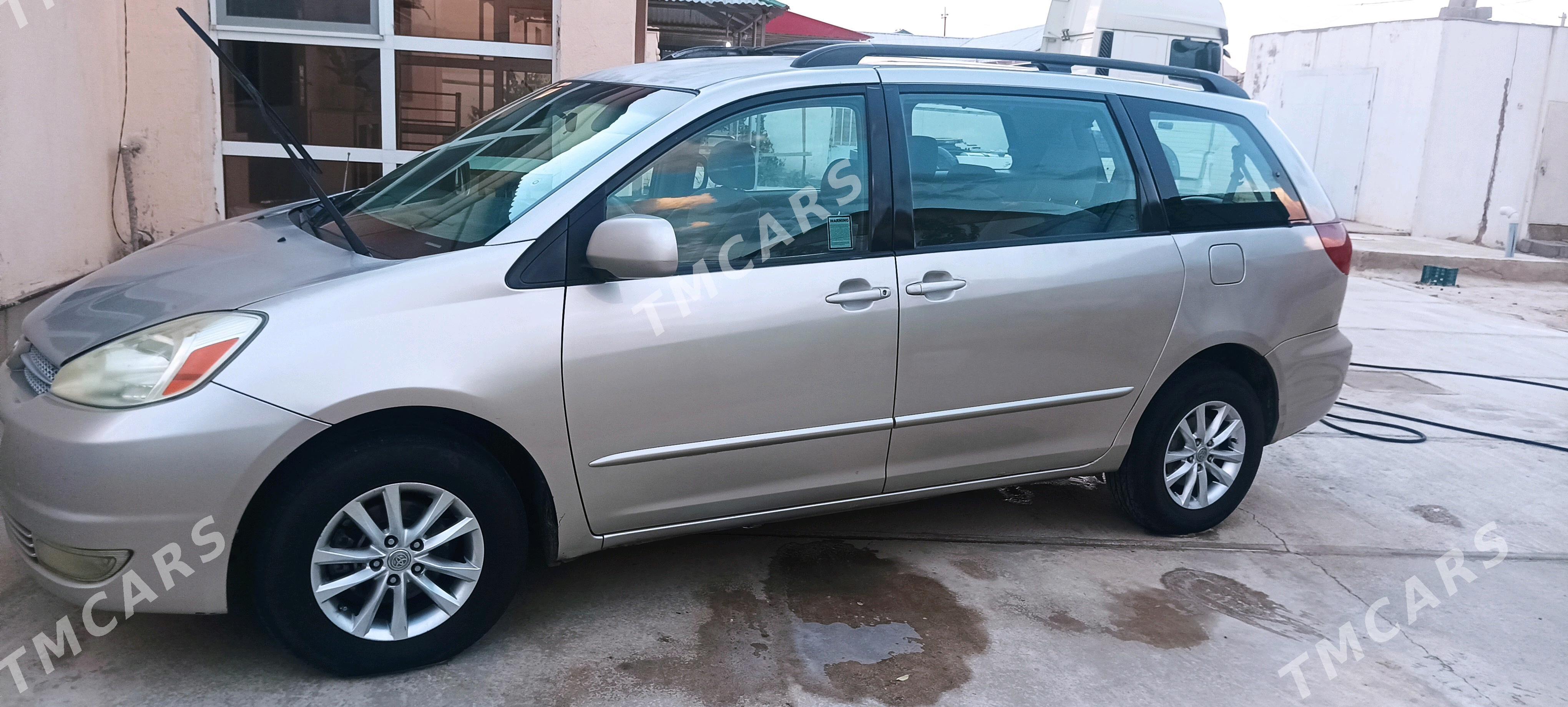 Toyota Sienna 2004 - 190 000 TMT - Balkanabat - img 2