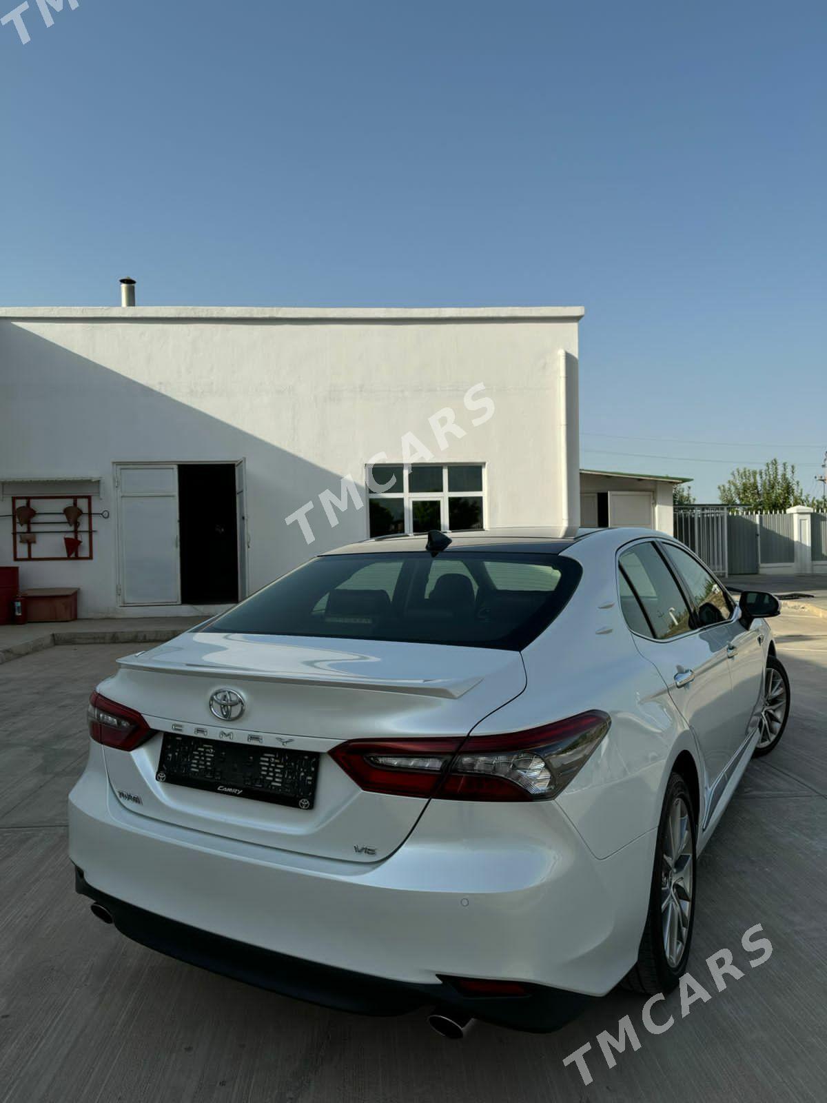 Toyota Camry 2023 - 692 000 TMT - Aşgabat - img 2