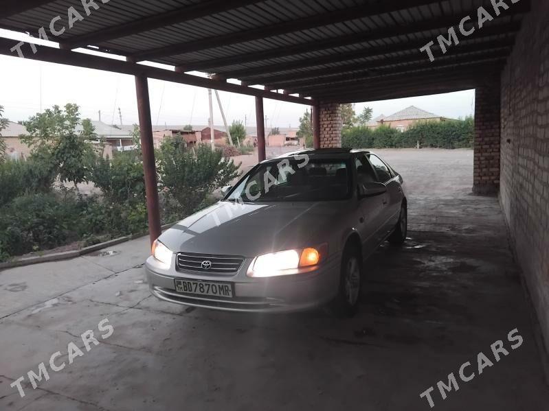 Toyota Camry 2001 - 110 000 TMT - Тагтабазар - img 5