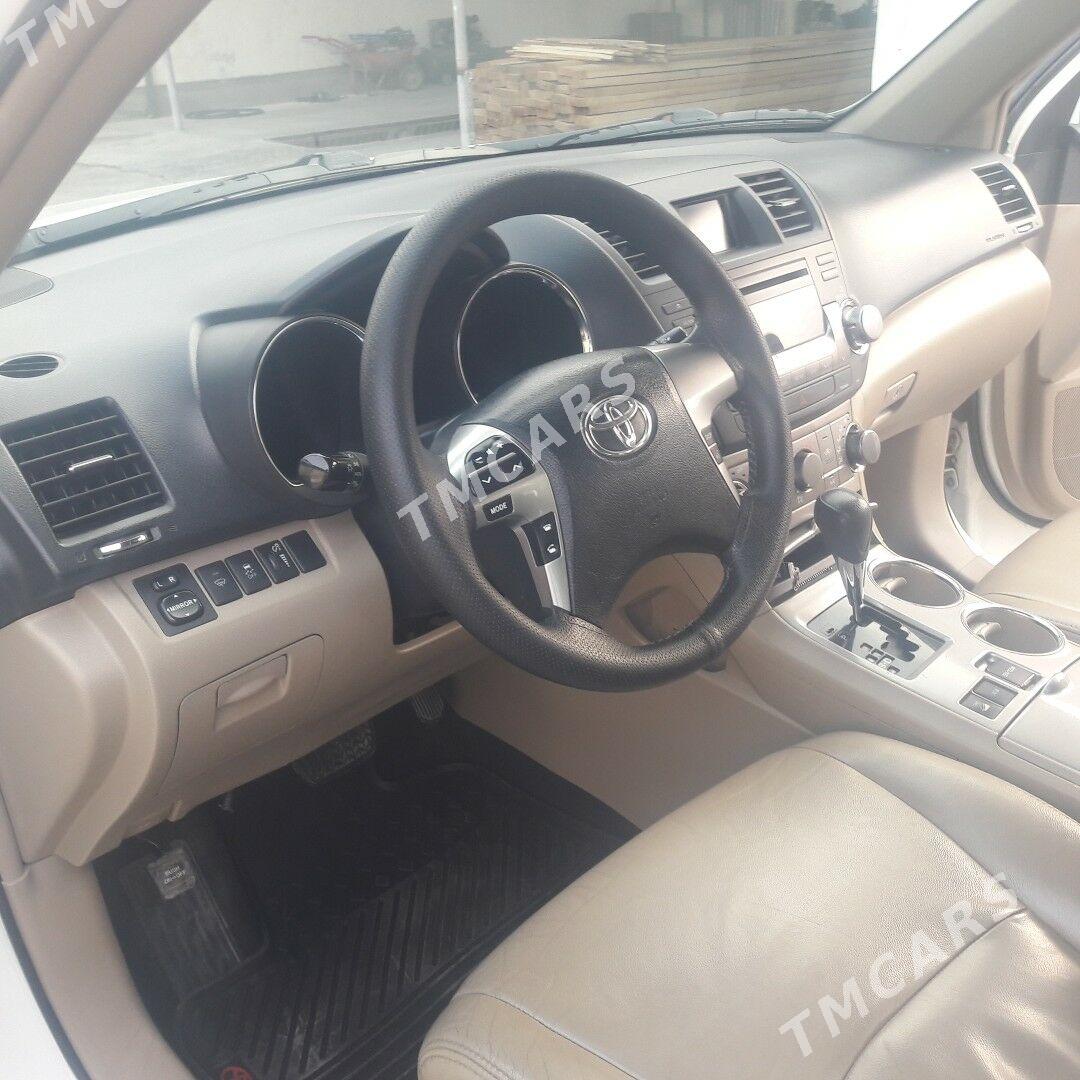 Toyota Highlander 2011 - 265 000 TMT - Ашхабад - img 3