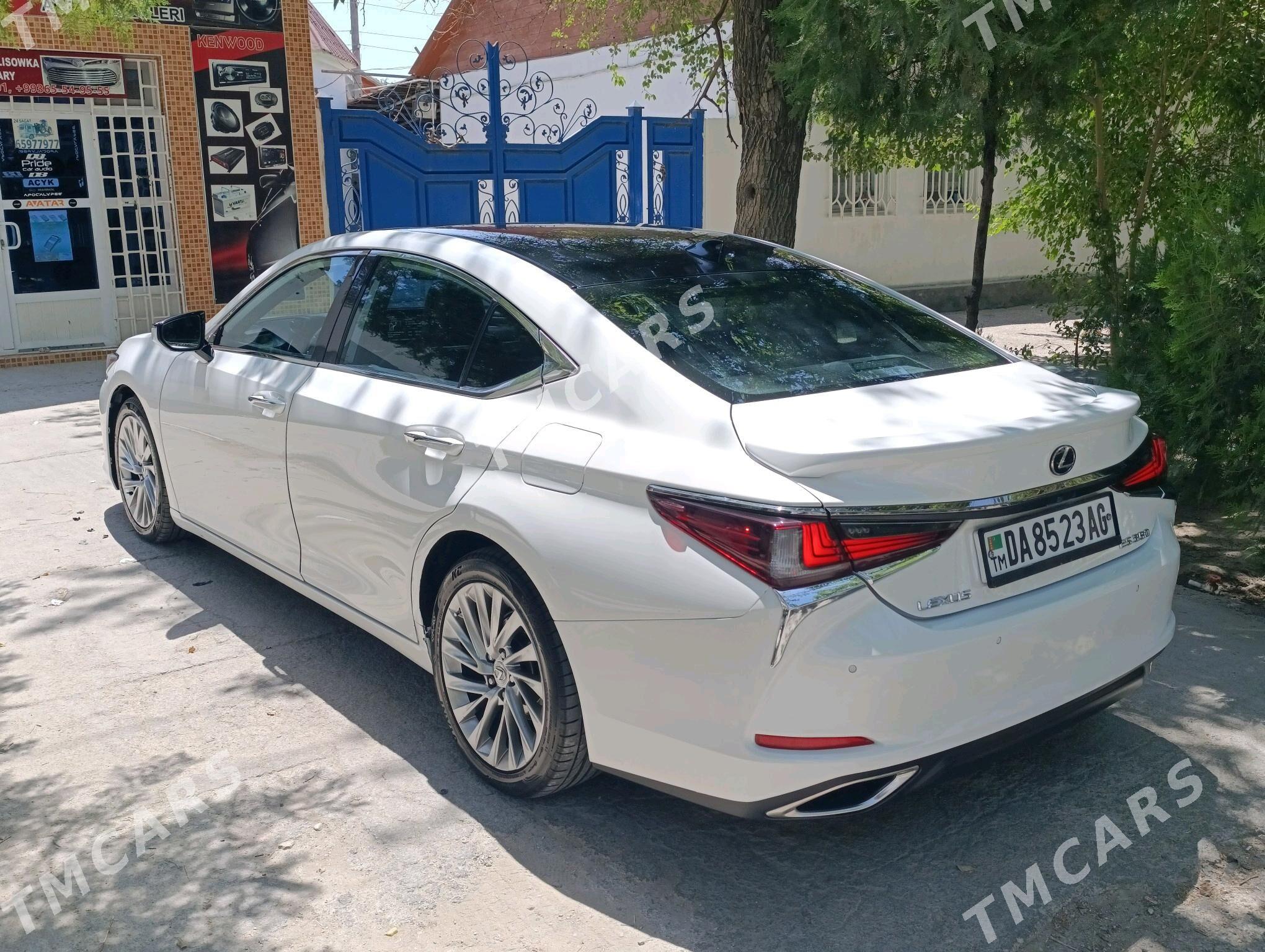 Lexus ES 350 2019 - 440 000 TMT - Балканабат - img 2