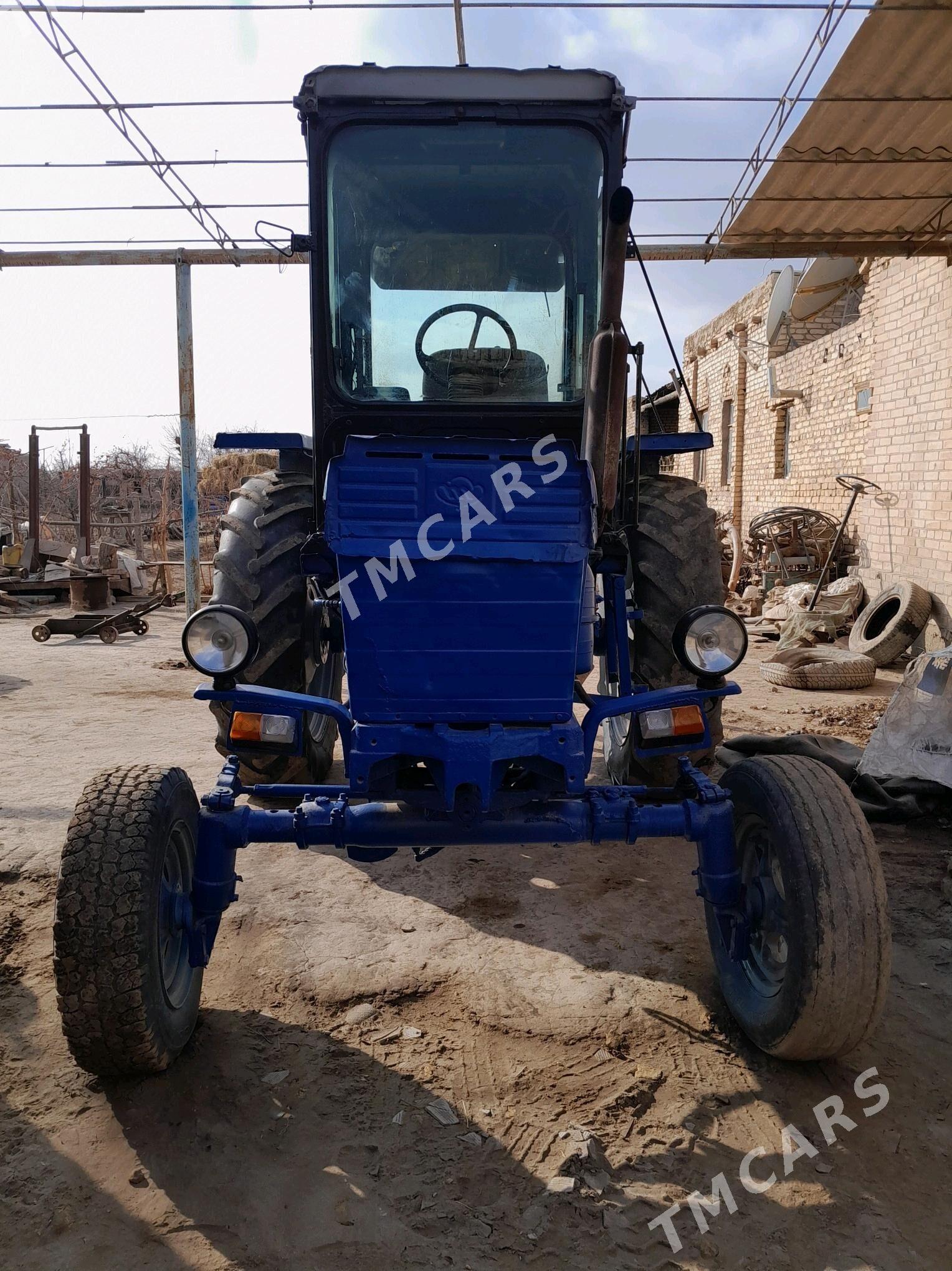 MTZ T-28 1992 - 50 000 TMT - Çärjew - img 2