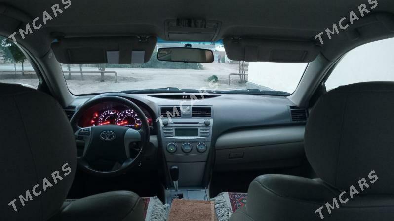 Toyota Camry 2010 - 150 000 TMT - Теджен - img 6