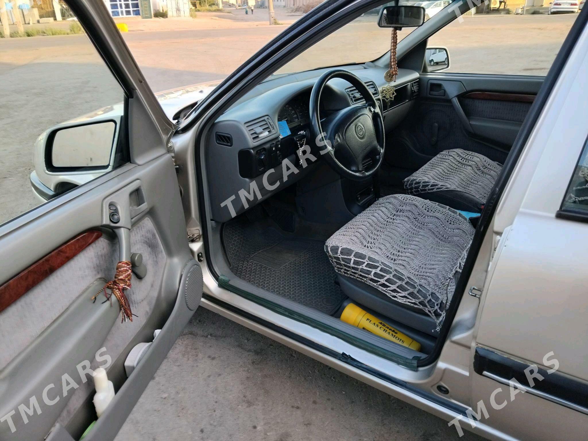 Opel Vectra 1994 - 38 000 TMT - Gubadag - img 2